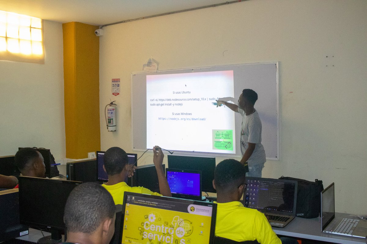 QuibdoJs's tweet image. Así culmino en encuentro mensual de la #quibdojs en la @Uniclaretiana  gran publico y excelente dinámica de los asistentes 🥳🤩 #VamosPorMas