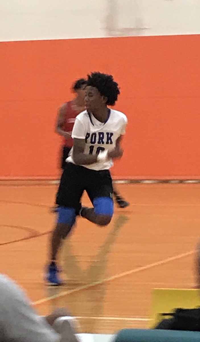 NorfolkKnights's tweet image. York HS sophomore guard Amari Gorham is a player to watch!  Beautiful stroke with three point range, has a great feel and vision.  Versatility on both ends of the floor.  Elevates off the floor quickly and with good length is a presence on the glass.