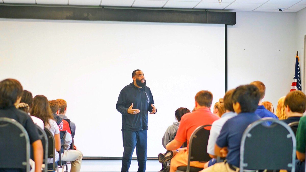 Shep71's tweet photo. Awesome start. Grateful for all the prayers and support! Engaged with hundreds of students today at 3 different schools and shared a message of hope. Let’s keep climbing! #ChaseTheLion #KeepTheChange #ShepInspires #LeaderSHEP #Motivate #Inspire #Schools #Education #TheGP #FCA https://t.co/Y3tMf9gznU