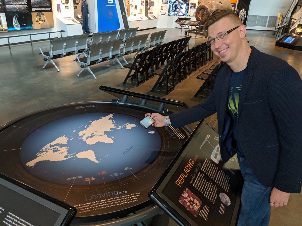 kennethfield's tweet image. "This map of the Earth was modified to show both sides of the globe at once". I said WTF? Or as @BojanSavric said... #MAPPROJECTION