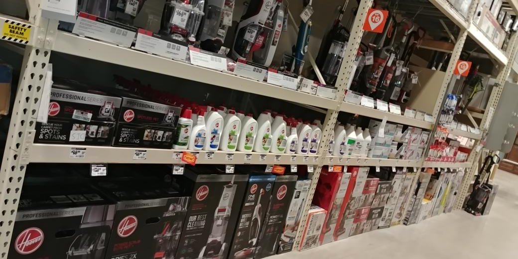 D-70@6846 Has Perfect bays also!#shelfie <a href="/bengle13/">Bruce L. Engle</a> <a href="/ja8381/">John Amodei</a>
