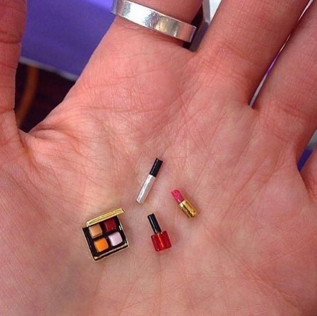 sinwithout's tweet image. holding onto @sephora samples like...