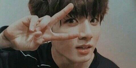 messinthebox's tweet photo. 𝔸 l t e r n a t i v e  ℝ e a l i t y 🥀

— #Yoonkook | #Kookgi au —

Atrapado en una relación dañina y tóxica, Yoongi solo encuentra una salida gracias a un juego online. Allí conoce a alguien que hará lo imposible por sacarlo de ahí, mientras aún pueda. https://t.co/ZsjT4Uz66b