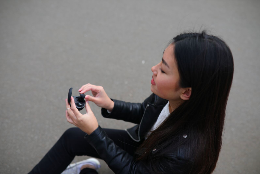 xFyroDesigns's tweet photo. Always misplacing your earbuds? Check out this awesome article and you'll never lose them again! 🎧

#xFyroxS2 #xFyroAria #earbuds #musical #music #musicthreads #threads_music #playlists #truewireless #headphones #calls https://t.co/s8ftztqR9Z