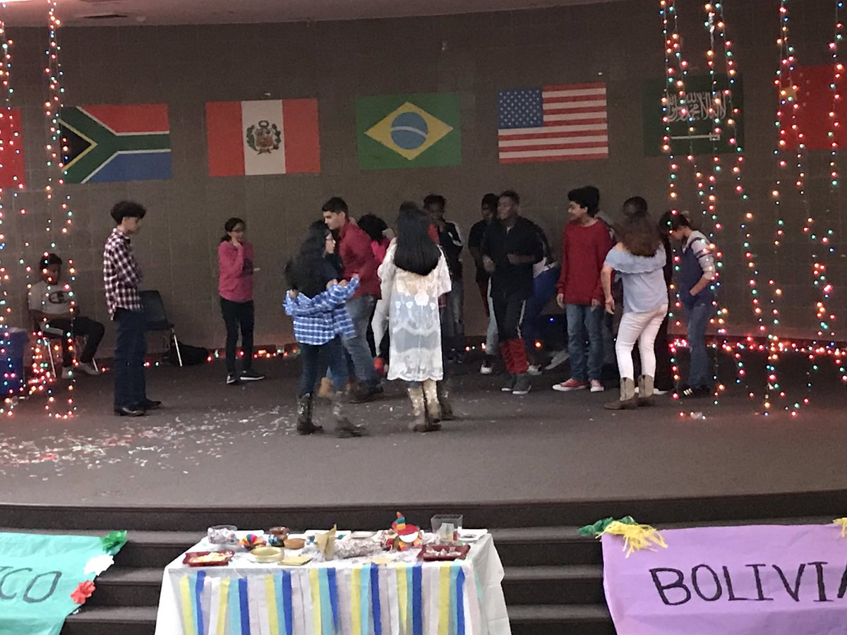 GlasherRobinson's tweet image. Hispanic Heritage Month! #TheHairston #HispanicHeritageMonth @thehairston @CEBSmith6595 @kevinlmcrae @NiciaGeorge @GCSchoolsNC @scontrerasGCS @GCS_DEI_Office