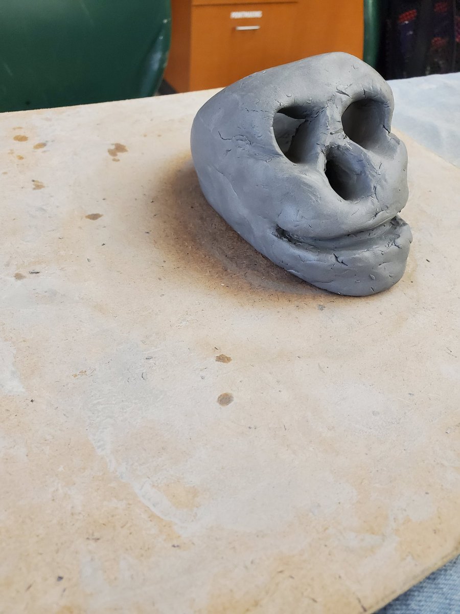 art_with_o's tweet image. Art is taking shape at #fhsartists