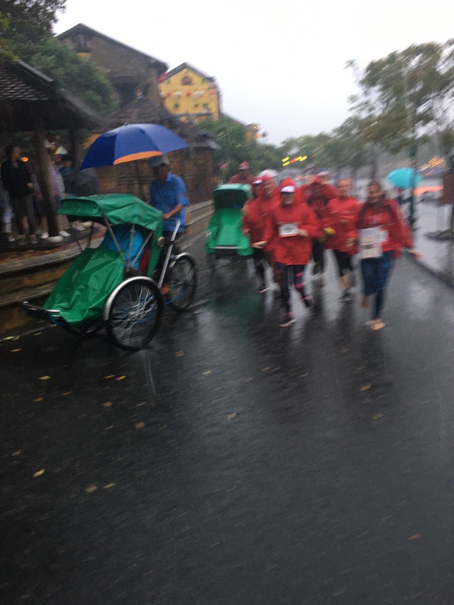 J2 Run&amp;bike les Amazones du rail ont fini 8e du classement ce qui les ramène à la 15e place du classement général. Chasse au trésor l'aprem pluvieuse. Demain épreuve annulée pour cause d'intempéries. #sncfaufeminin #sncf #tgvest