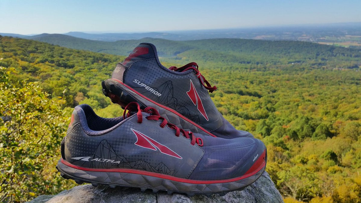 RayRunsLong's tweet image. #AD-Venture Red Team Post  and my #AltraAdventure of the day. Thanks to @AltraRunning for creating amazing shoes to enjoy the #AppalachianTrail in. #zerolimits #embracethespace #altrarunning #altraheadtotoe