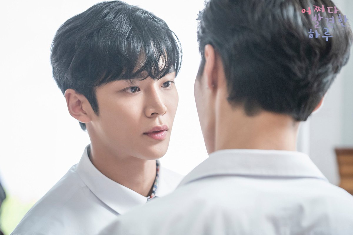 mbcdrama_pre's tweet photo. 77ㅑ 오늘 미쳤다🤭
삼각관계에 환장하는 나, 정상인가요..?⚠

💓두근두근 학원 판타지 로맨스
MBC 수목미니시리즈 <#어쩌다발견한하루>
오늘 밤 8시 55분 방송✔

#mbcdrama #어하루 #김혜윤 #로운 #이재욱 #드라마틱9 https://t.co/NHsyYrF0LC
