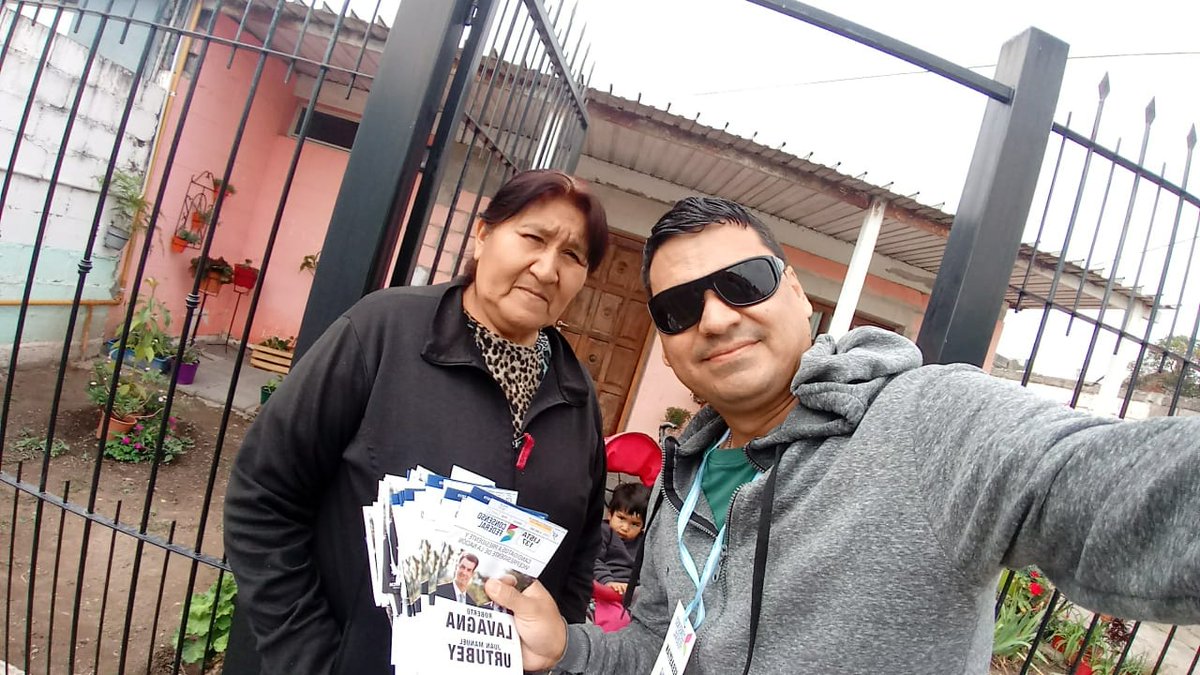 Hoy visitamos a los vecinos  del B* el Tribuno e Intersindical , estamos convencidos  que la mejor opción para Argentina  es <a href="/RLavagna/">Roberto Lavagna</a> y <a href="/UrtubeyJM/">Juan Manuel Urtubey</a> 
#ConsensoFederal