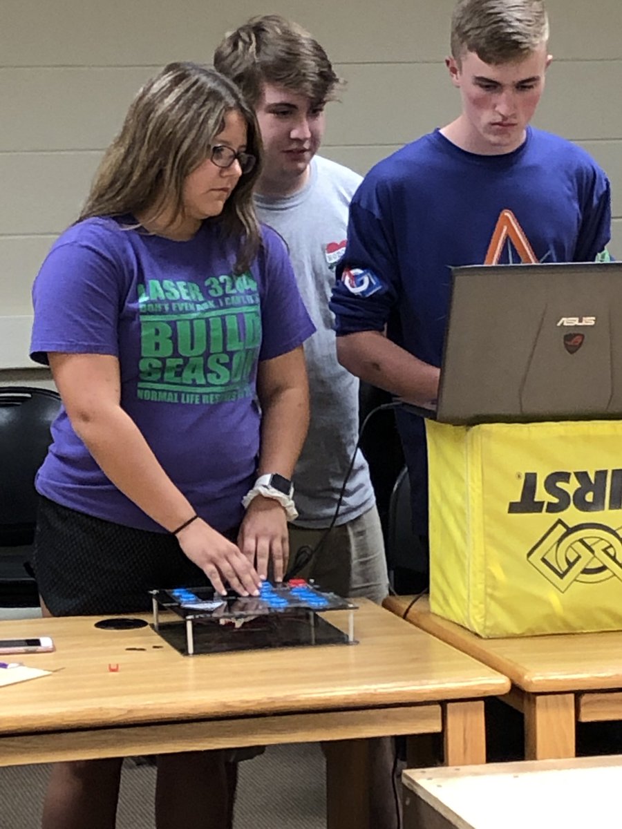 LASER3284's tweet photo. Tonight’s meeting started with a tribute to Dr. Woodie Flowers. He would be proud how hard the LASER 3284 team members are working in the offseason to train new team members and to prepare to host two FIRST Ladies events for FLL and FRC. #WoodieFlowers #GraciousProfessionals https://t.co/nrDQXhvVfc