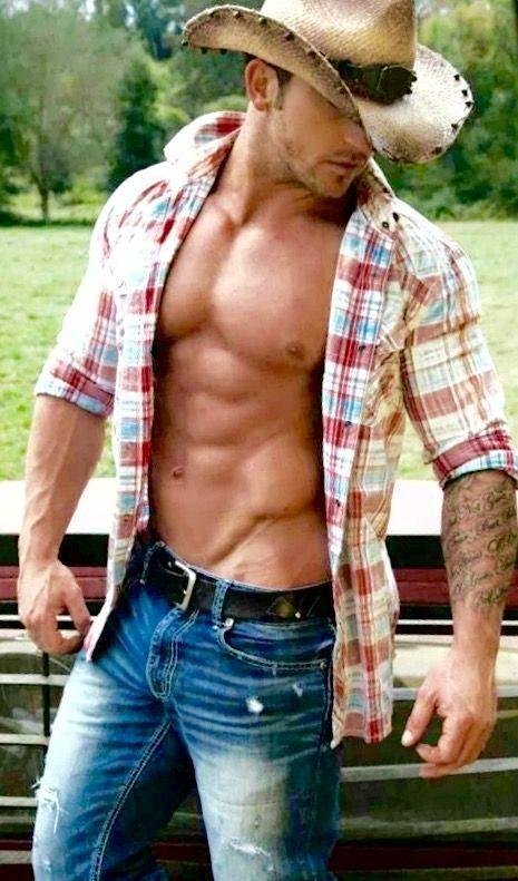 silva_cowboy's tweet photo. My family come first @ZaraRoberts13 @ZaraZayas @tara07861731 @KateSmi95989344 @SallyTh68066875 @beth_thomad @BlakeAn57270933 @Alexaedward21 @KWestrp @Samanth46359254 @ChanelleMary5 @daddysbabybear4 @ThomasE29798579 @GaryRob47109965 @cowboygary90909  hurt them i will hurt you. https://t.co/yjpO7dJfod