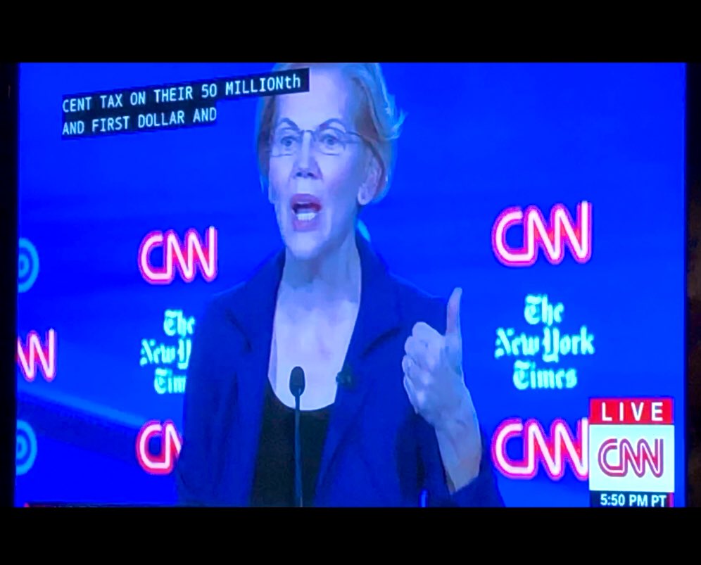 SocialWorkItOut's tweet photo. "TWO CENTS! TWO CENTS!"

America's Mama Bear ❤️🐻🥰

#DemocraticDebate 💙 @ewarren https://t.co/0d455ym6zH