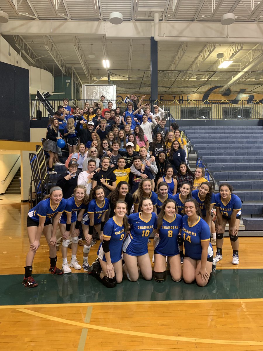 Aurora Central Catholic Volleyball tweet media