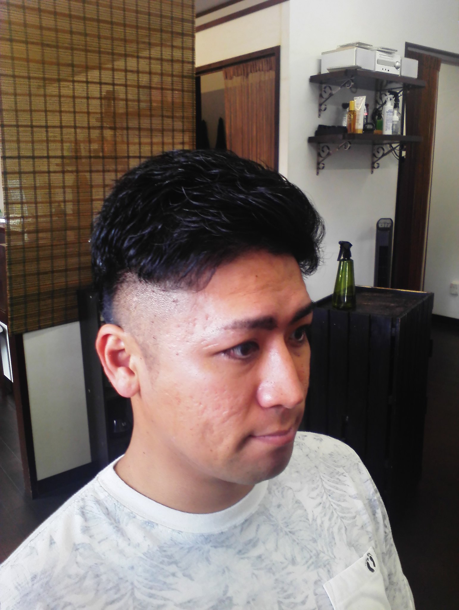 Hair 癒庵 Pa Twitter 朝の準備時間を短縮 太くて硬い直毛に 朝楽パーマ 乾かすだけでスタイルが出来るので 仕上げの整髪料を付けるだけ O 扱い難い直毛が楽にセット出来ます 硬い直毛でお悩みの方 是非お試し下さい 沖縄 泡瀬 メンズ髪型 ツーブロック