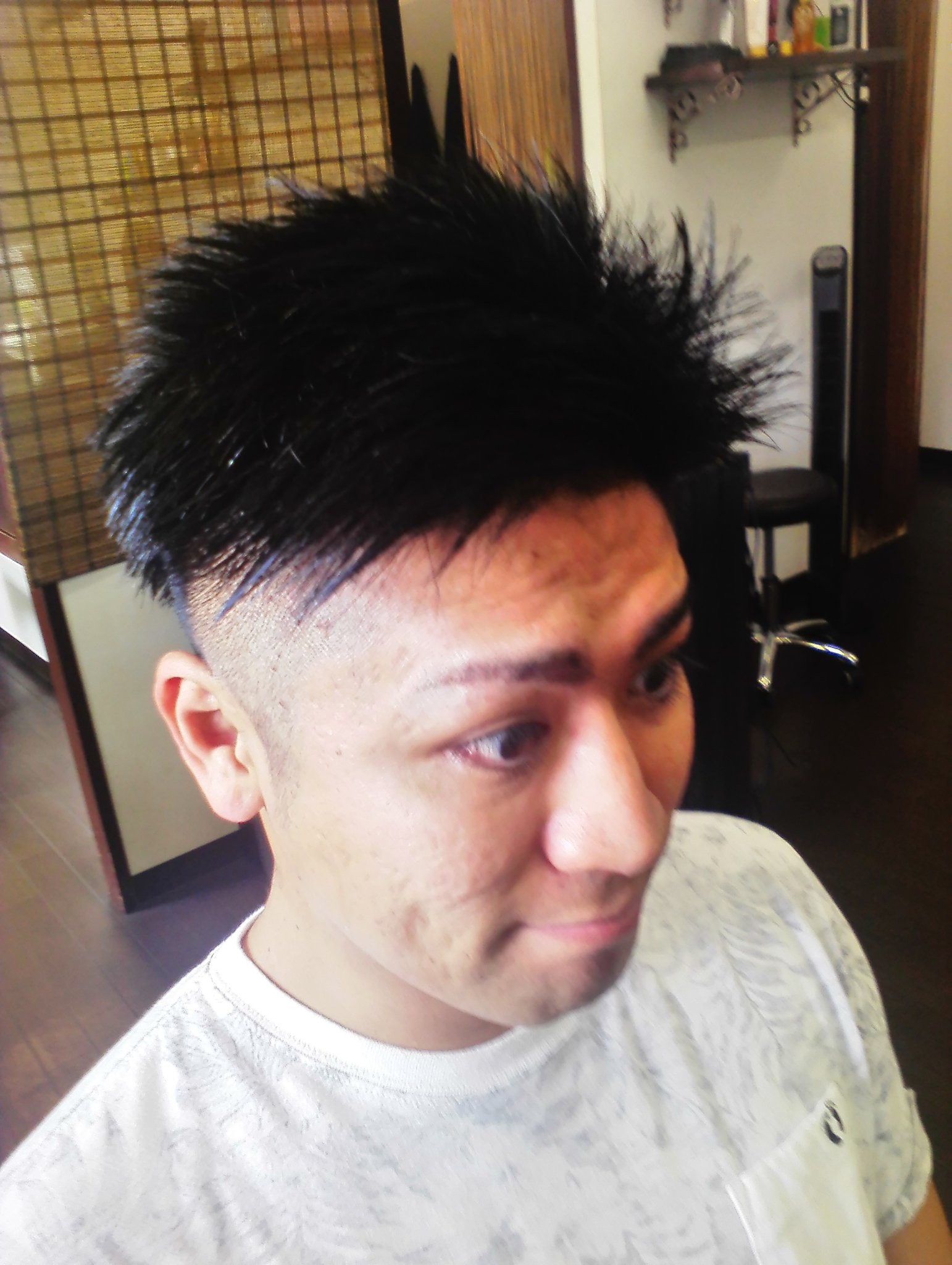 Hair 癒庵 Pa Twitter 朝の準備時間を短縮 太くて硬い直毛に 朝楽パーマ 乾かすだけでスタイルが出来るので 仕上げの整髪料を付けるだけ O 扱い難い直毛が楽にセット出来ます 硬い直毛でお悩みの方 是非お試し下さい 沖縄 泡瀬 メンズ髪型 ツーブロック