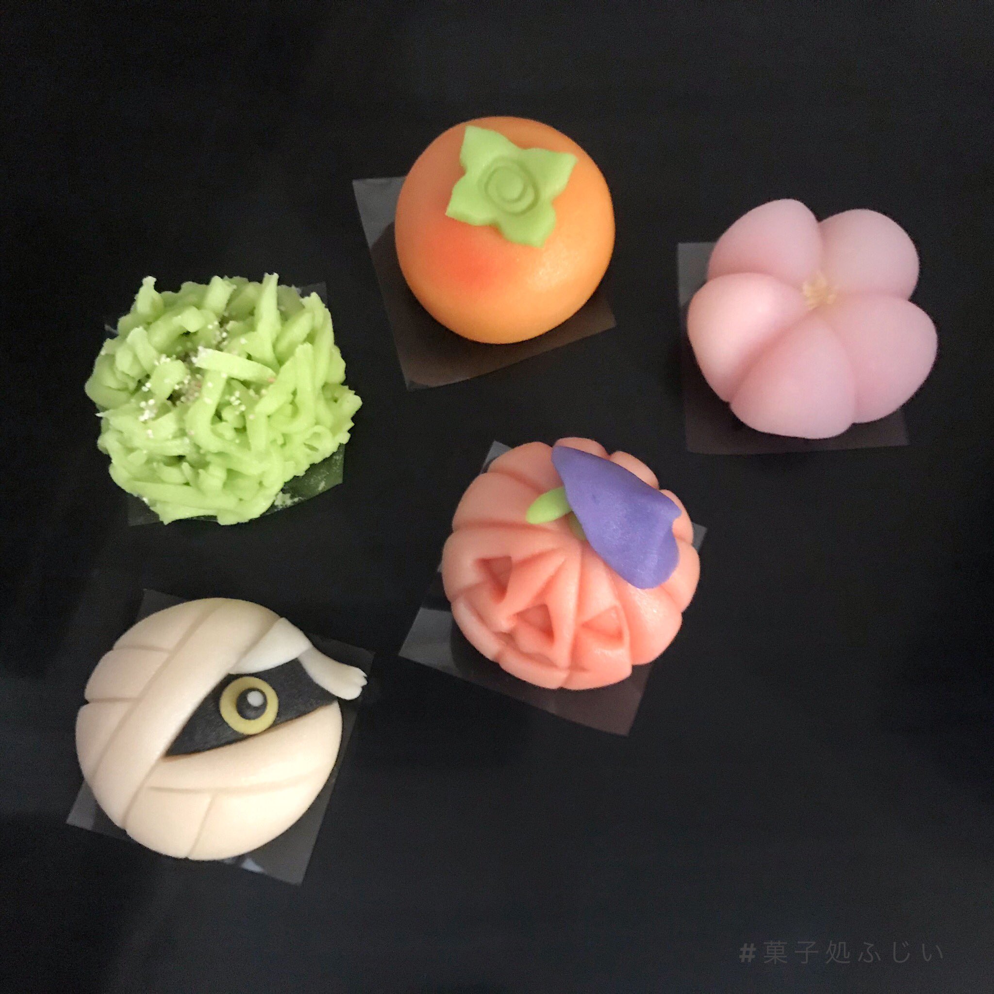 菓子処ふじい No Twitter 10月2日より 梅の花おしとり福山店様にて 菓子処ふじい製の上生菓子が限定デザインで登場 梅の花おしとり福山店様へは 菓子処ふじいよりお車で北西へ約5分 ぜひお立ち寄り下さいませ 梅の花 おしとり 福山 T Co