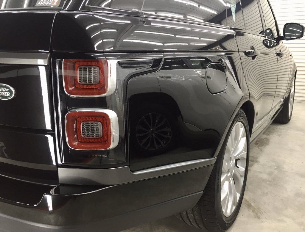JosephAyesh's tweet photo. 2018 Range Rover Vogue treated with Nano Graphene Coating .... 

A Protection that’s Good as it’s Shine !!!  

#artdeshine #nanographenecoatings #shine #enhance #protect #carcare #autodetailing #thedetailstudio #tsemachglobal https://t.co/ZiLsqHMK39