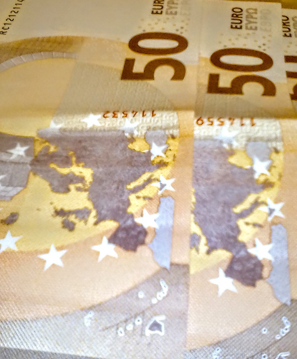 at your service soon in Brussels or in Switzerland
#sklave
#paypig 
#esclave