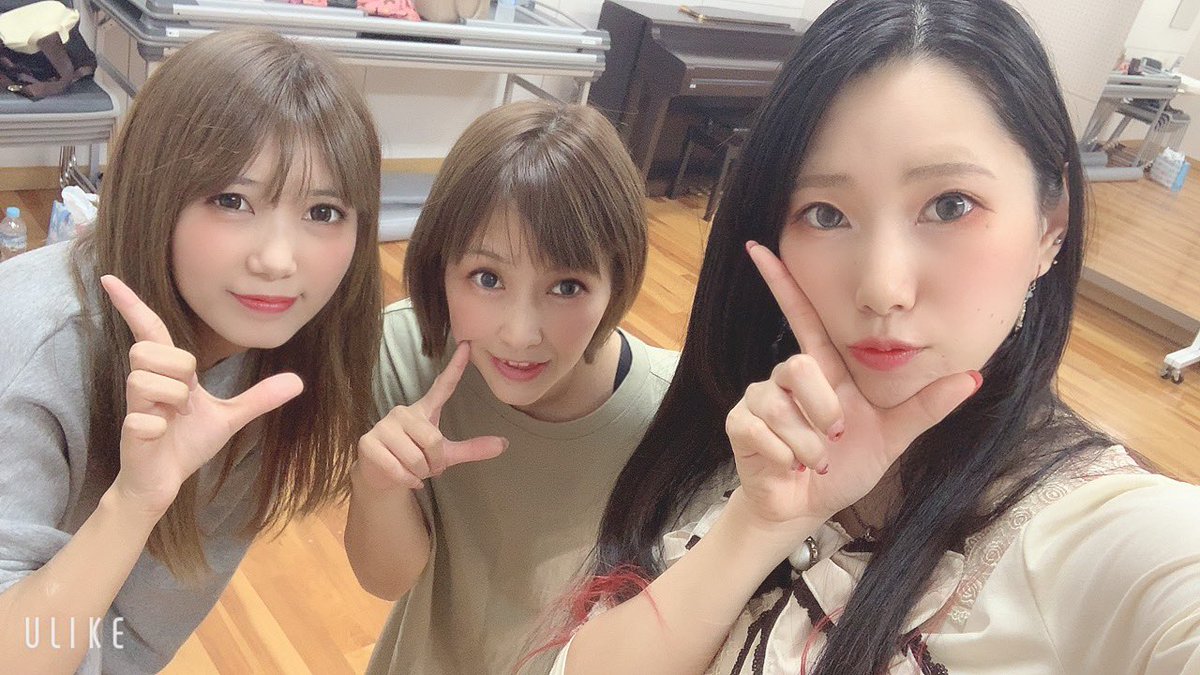 Ayame_JG's tweet photo. あやねっこりす！！！

冷房の温度バリ下げとーとにいつまでたってん暑か思ったら、スイッチが入っとらんかった！！！！！

私たちのスイッチはもうガンガン入ってるというのに！！！！
ダーリンのスイッチはまだかな？
10/6入れてあげるネ︎💕︎ポチっとな🦋
 #LC03 #LC04 https://t.co/jK6ENYkkfa