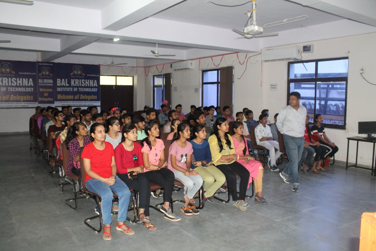 bkitkota's tweet photo. Big Data Analyst Workshop by Experts from IIM Kolkata#kotacity #kotalive #educationcity #engineeringkota #anta #baran #bundi #digod #jhalawar https://t.co/7cbV8zZ0Sz