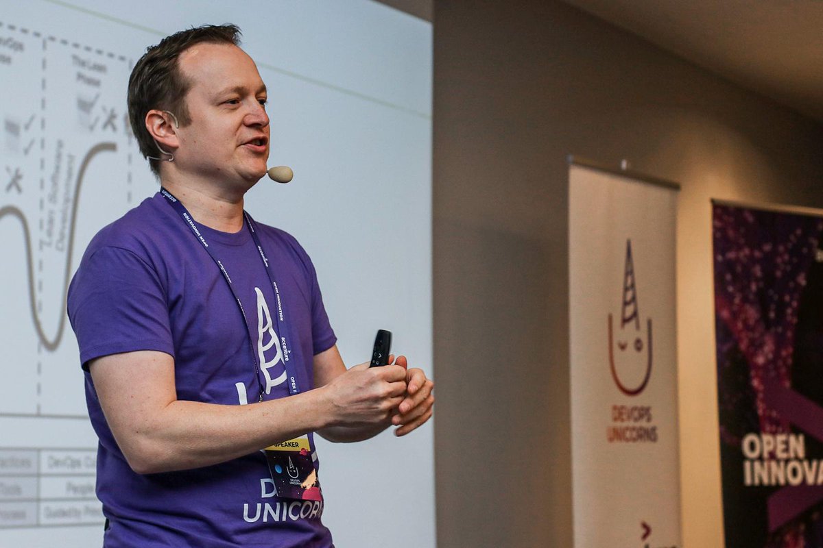 DevOpsUnicorns's tweet photo. A Story of Transformations told by @MircoHering - What Got Us Here Wonβt Get Us There! #DevOpsUnicorns https://t.co/bWBLEHv7XJ