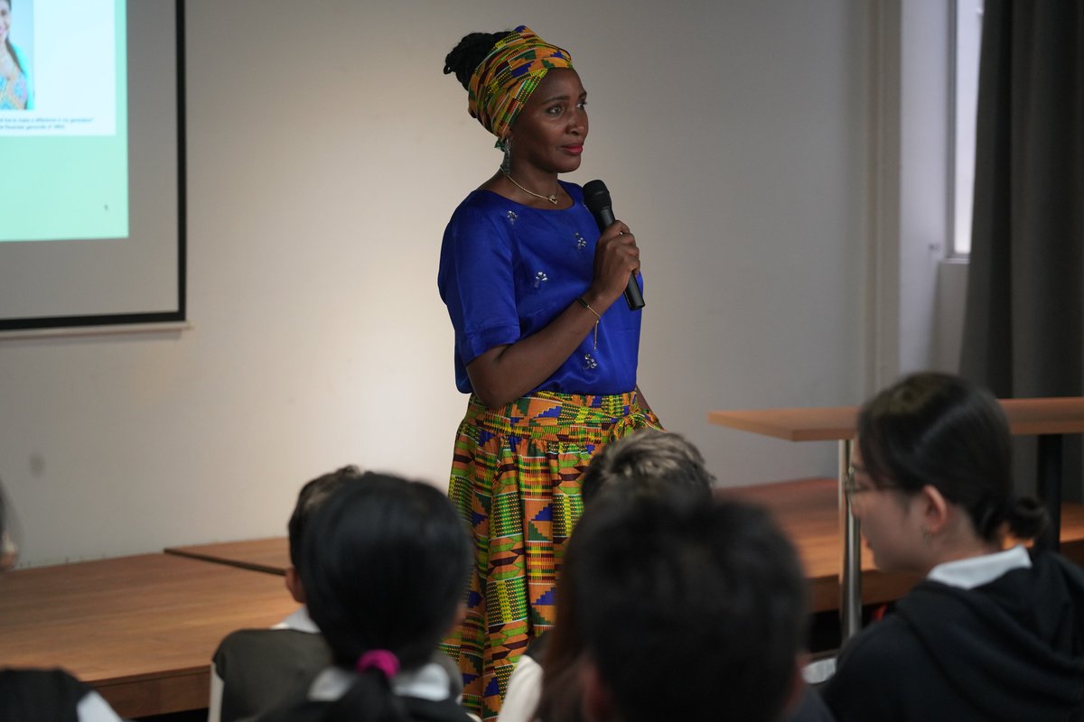 CISsingapore's tweet photo. Thank you Marie-Christine Nibagwire for visiting @CIS_Lakeside and sharing your experiences as a Rwandan Genocide survivor with #CISsecondary students. You've inspired us to be changemakers too. #ownthefuture https://t.co/3tHwijfxf1