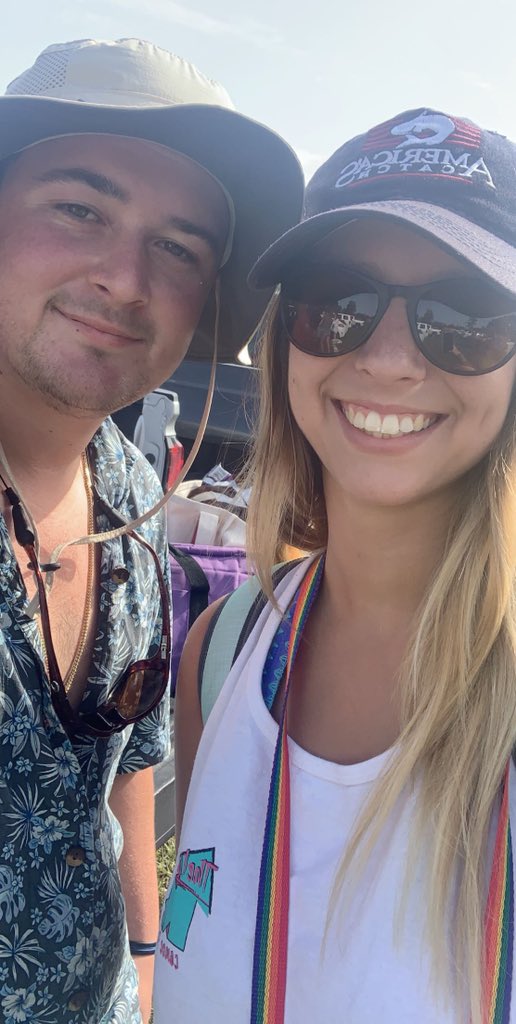 SharonMurrell10's tweet photo. Happy #NationalBoyfriendDay to my favorite guy ❤️😘 I love u babe 🤗 @ClayPayne7 https://t.co/uJIzpA8sDk
