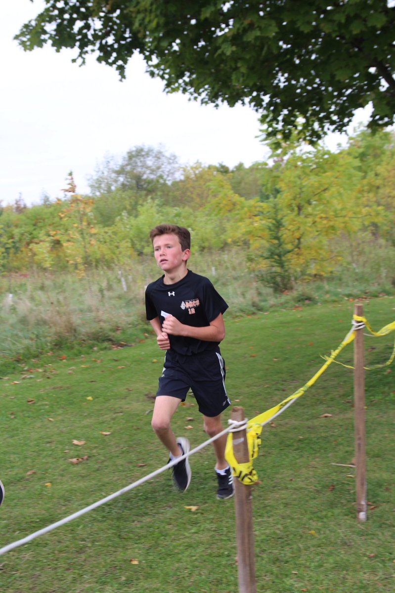 MrBonavota_HST's tweet photo. It was much easier to put up with the cold and rain at our cross country meet because our athletes did such an amazing job. @HST_YCDSB placed 4th out of 10 schools. Every single one of our athletes came with a positive attitude. #GoFlames #determination https://t.co/VBOO6BBYPI