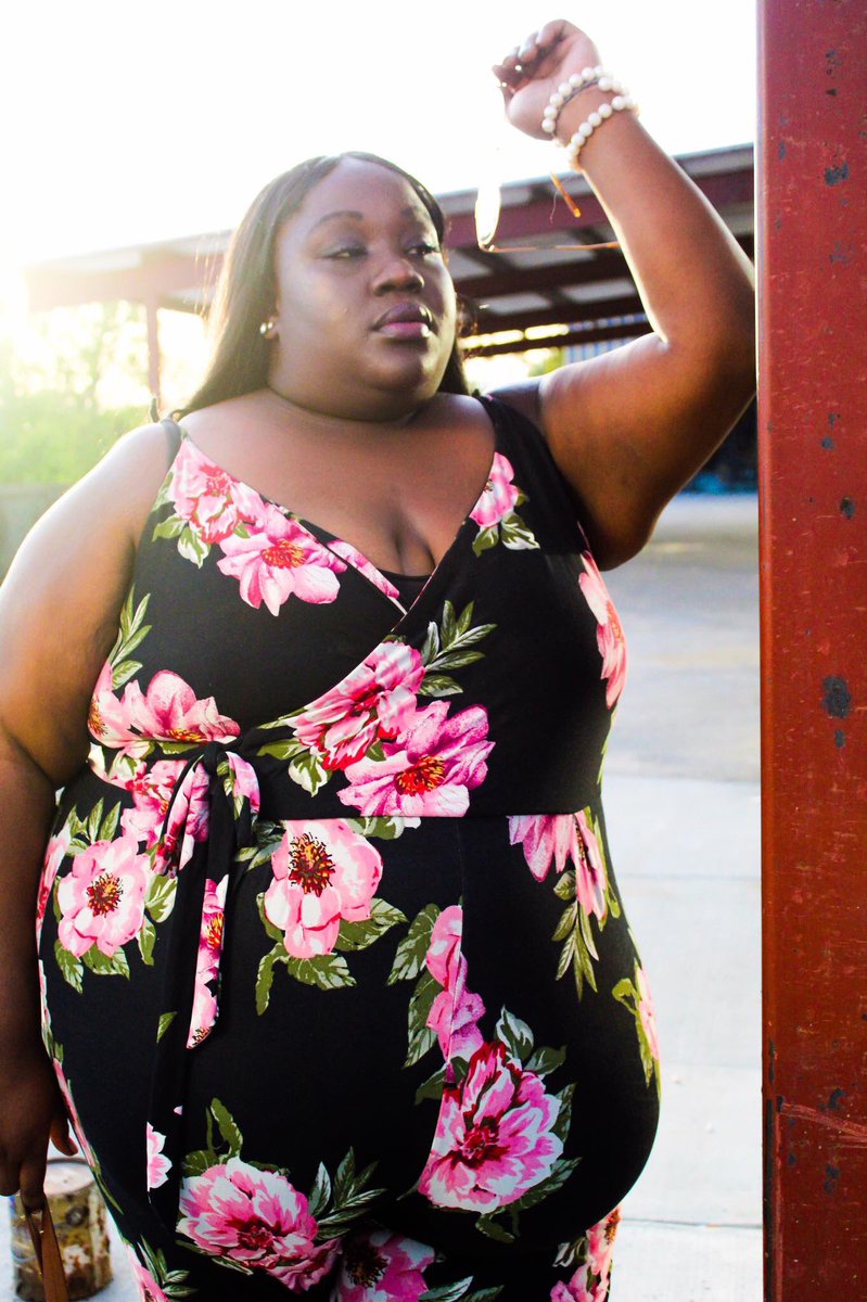 Nisha_Wales89's tweet image. Got nothing to prove, but I'ma show you how I do @lizzo #FullFiguredModel #RunwayModel #LatteTheModel502