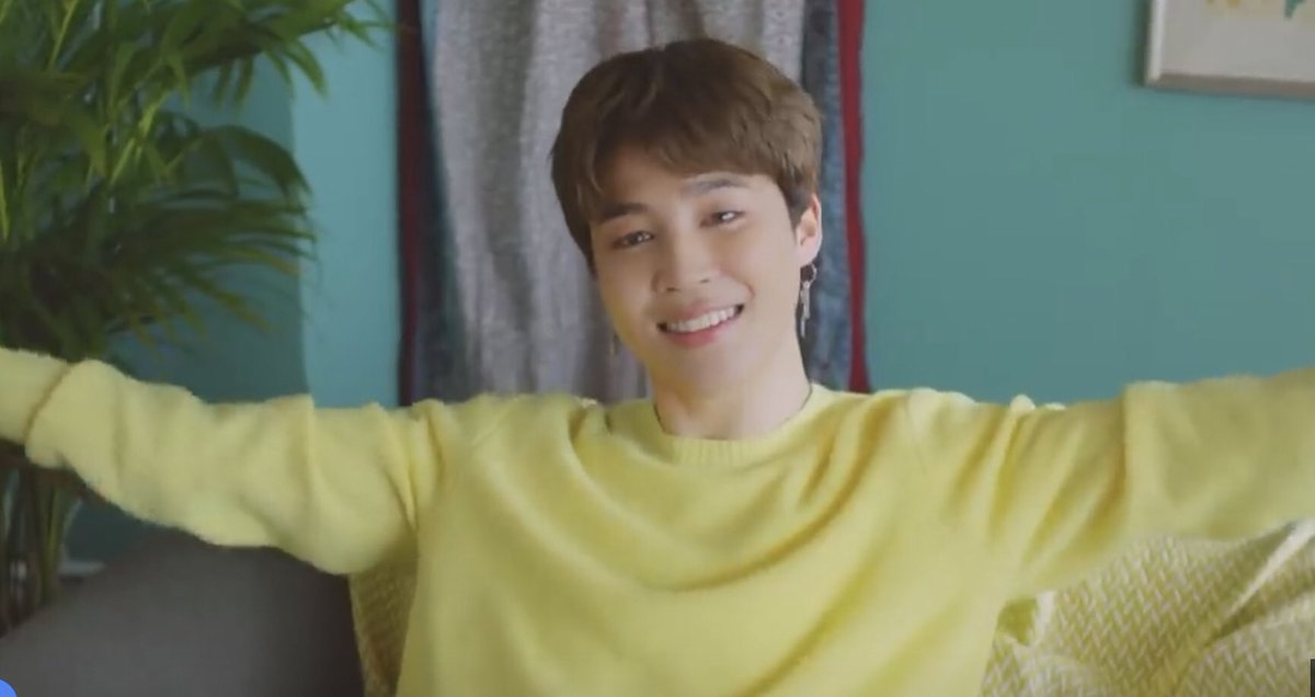 AnoodleBts's tweet photo. I just love this ad. Create Seoul https://t.co/BpV4DswO6Y
