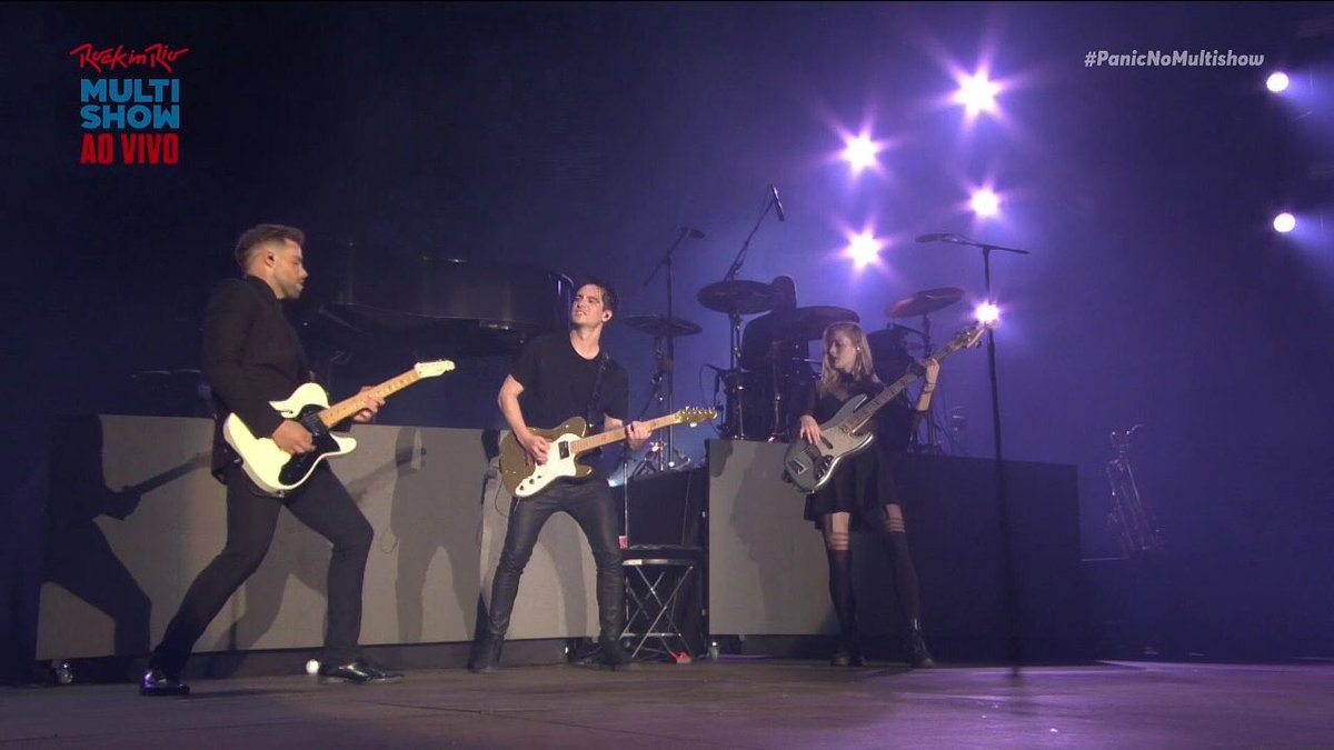 arcticssummer's tweet photo. UM DOS MELHORES MOMENTOS DO SHOW
THIS IS GOSPEL É UMA DAS MUSICAS MAIS ICÔNICAS E MEMORÁVEIS DE P!ATD #PanicNoMultshow #PanicDay https://t.co/FCN3KDI2KN