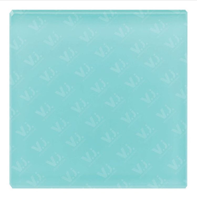 VJinternationa1's tweet photo. 💠กระจกเคลือบสีกลาสโค้ท by V.J. เพิ่มสีสันลูกเล่นให้กระจกของคุณดูสวยสะดุดตา อีกทั้งดูแลทำความสะอาดได้ง่าย ทั้งสวยทั้งทนทั้งดีขนาดนี้ต้องกระจกเคลือบสีวี.เจ.เท่านั้น‼️‼️‼️
🌐https://t.co/Xlis9hF4Mw
#glasscoated #coatedglass #กระจก #กระจกเคลือบสี #กระจกกลาสโค้ท #กระจกใส #ร้านกระจก https://t.co/Jty7zty6Ru