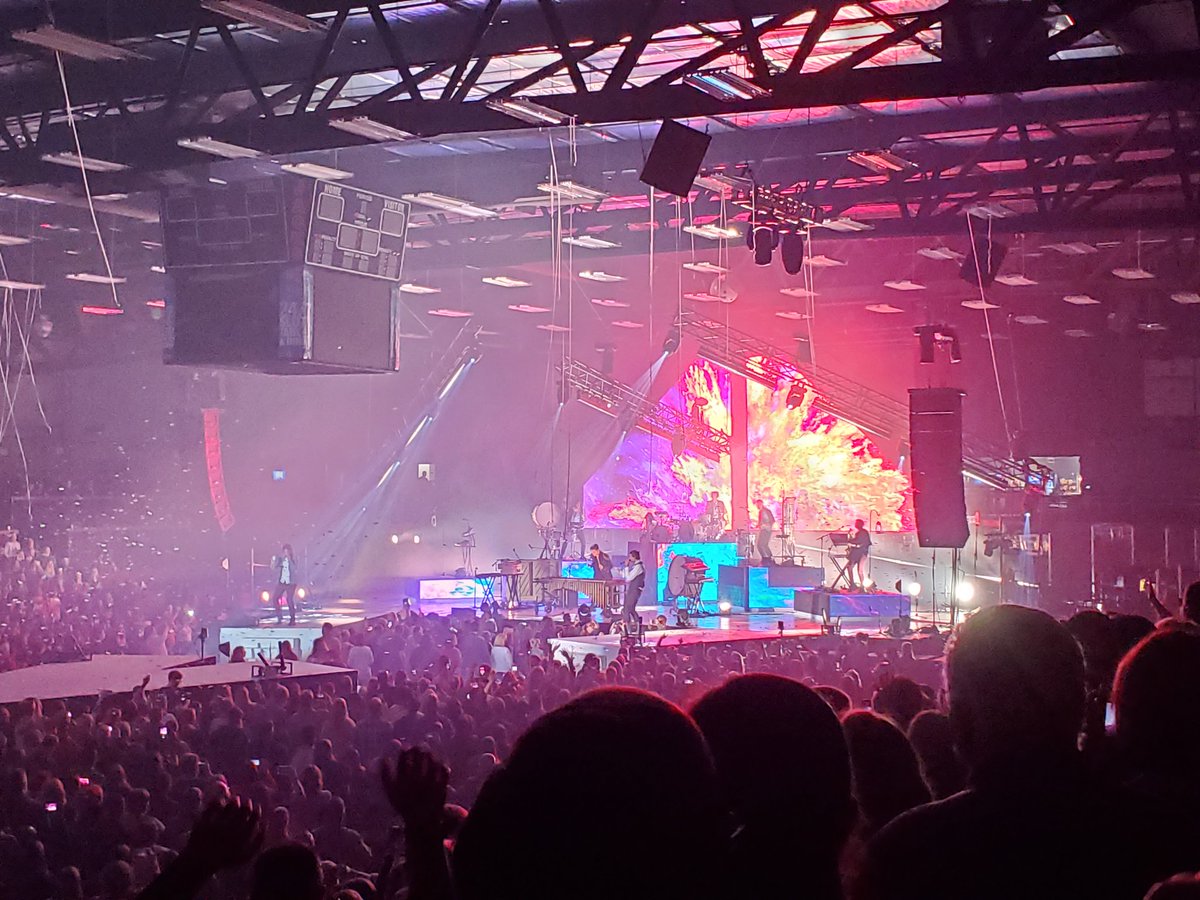 JulieYoder19's tweet image. Thank you god for giving me the chance to experience this AMAZING night with my beautiful ladies💜