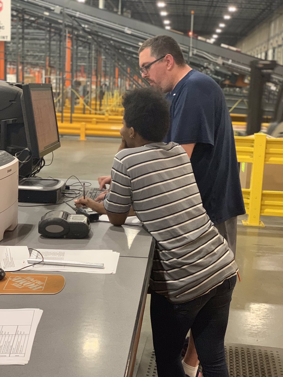 That moment when your zone captain takes initiative to share what he just learned with another zone captain! #orangeblooded #teamwork