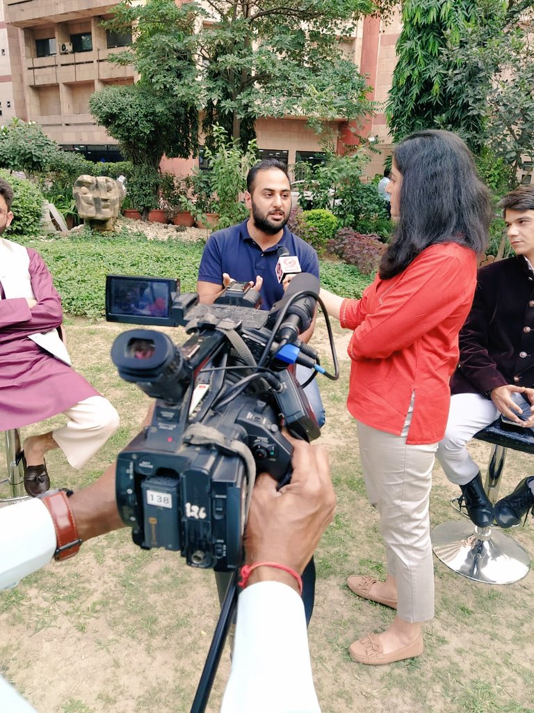 Shreya235's tweet image. The real picture of #JammuAndKashmir, what the young Kashmiri thinks, fake news, opportunities ahead, entrepreneurship and the dream of Naya Kashmir. Coming soon on #YFactor, only on @DDNewsLive &amp;amp; @DDIndiaLive 

#Article370