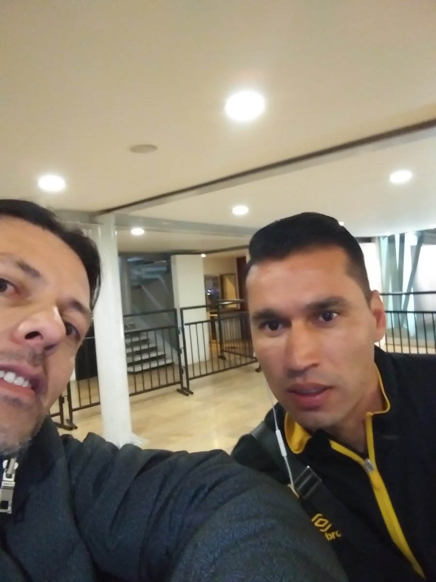 Grandes muchachos! Gracias <a href="/CafeDelRhin/">Cafe del Rhin</a> por la atención, la comida y todo en general. 🙏👌👍