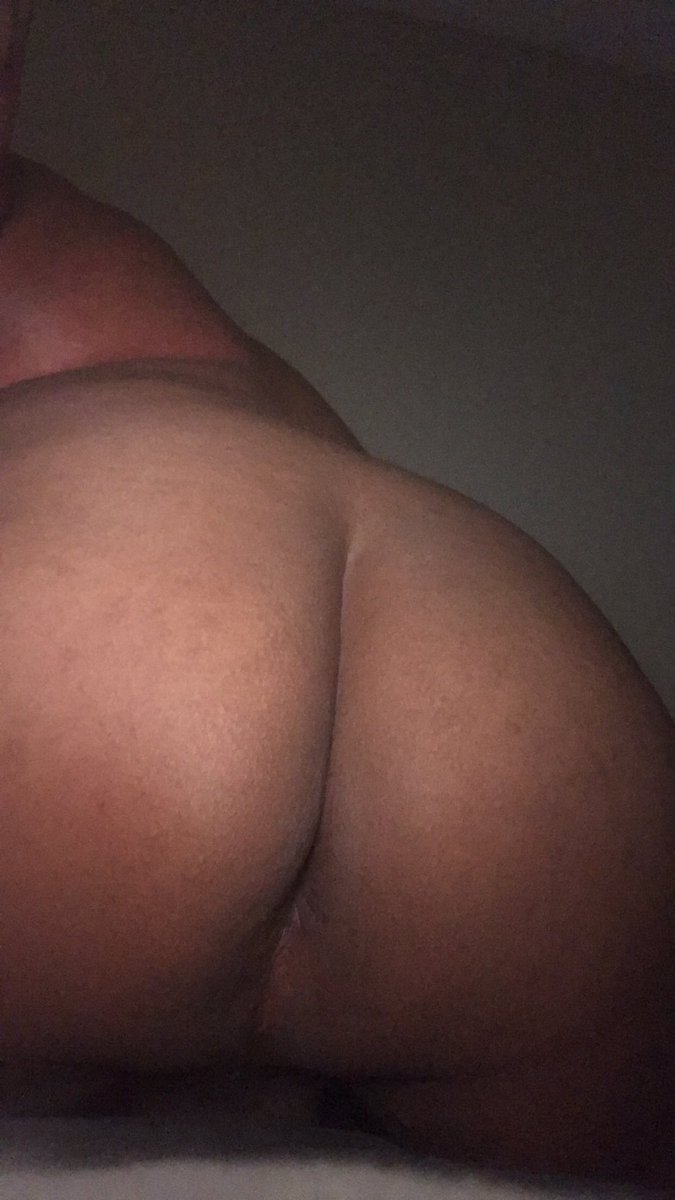 NicSweet95's tweet photo. Guess you could say I’m feeling a bit cheeky hehe 😉 feel free to RT these https://t.co/4xWXG4zRp8
