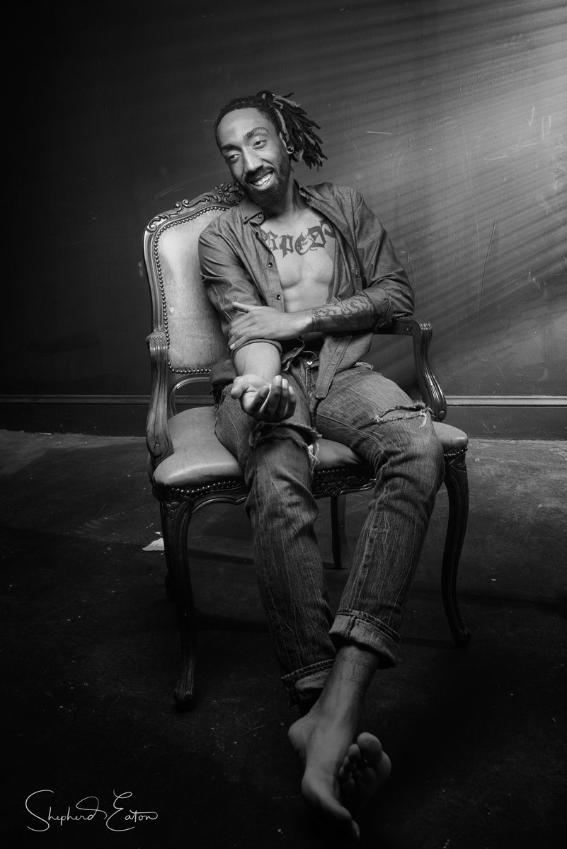 KornbreadWittaK's tweet image. I be in pictures sometimes 

#DenverTwitter #denvermodel #denvermen #menofdenver