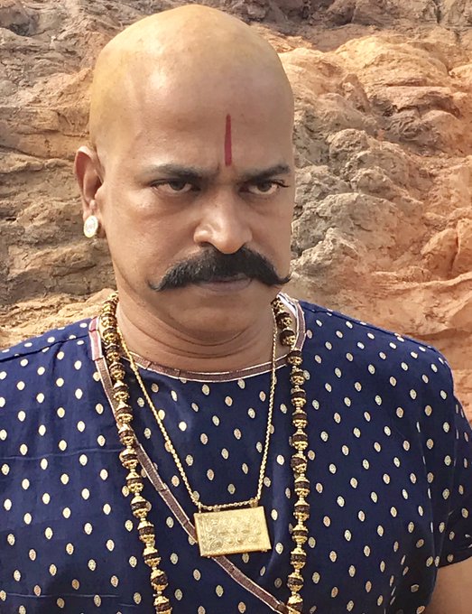 EGApF0dVUAEjIpG?format=jpg&name=small