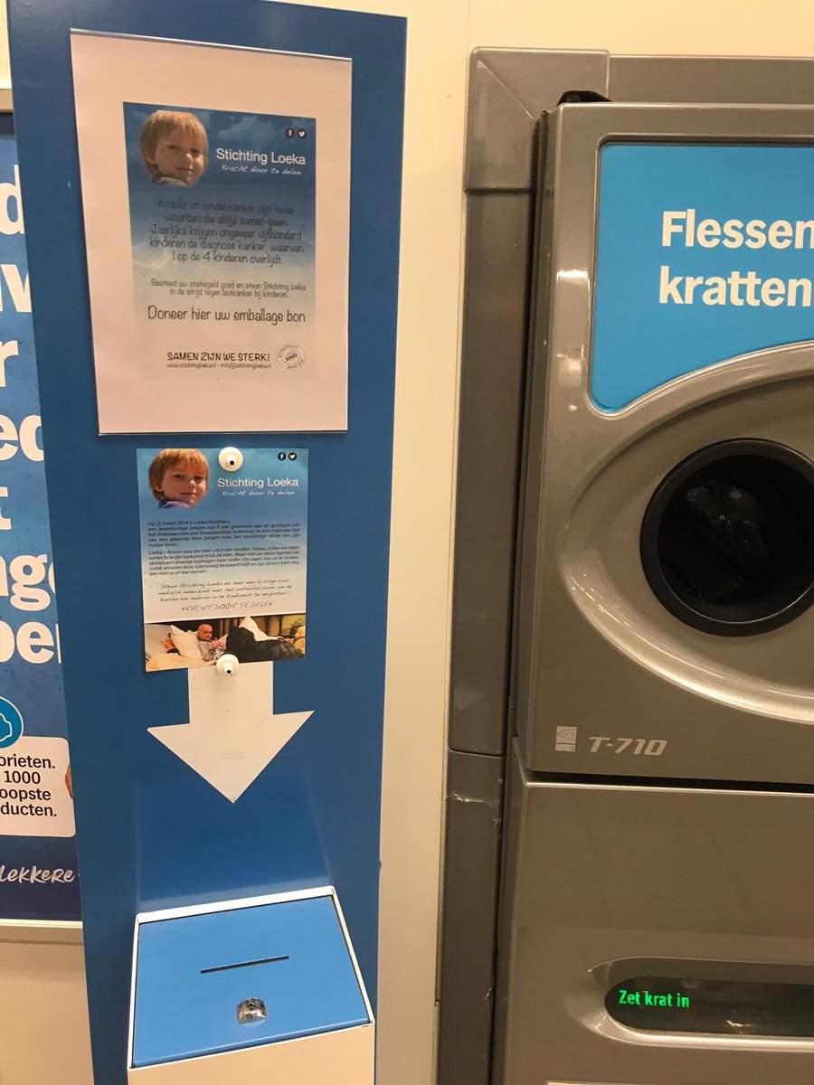 StichtingLoeka's tweet photo. Lege flessen voor Loeka!
Wij mogen gebruik maken van de donatiezuil van de AH XL en AH Maagdenberg. Klanten kunnen hun emballage bon zelf doneren in deze zuil! Wat een mooie actie! 
Helpen jullie mee om deze zuil te vullen?
#kracht #kinderkanker #flessen #actie #AH #Venlo https://t.co/AOCexb124d