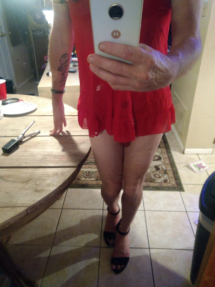 luvthetgurls's tweet photo. #sissy https://t.co/flAzIEfmr3