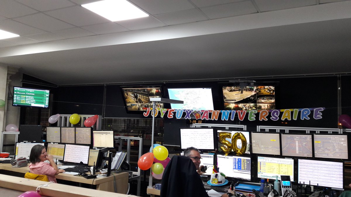 GlariaJulien's tweet photo. Bon anniversaire Lolo notre CSC 🎉

Pour fêter sa 50ème année nous avons redécoré le COE !

C'est la semaine des anniversaires !

#TeamINOUI #TGVINOUI #TGVSUDOUEST #50ans #1anTGVINOUI https://t.co/82E4N1W6JE