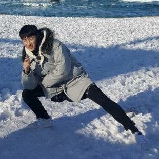 DoubleSY1505's tweet photo. Pose in winter suits 🧥🌨❄ㅋㅋ

#kwonsoonyoung
#choseungyoun
#hoshi #호시
#조승연
#DoubleSY https://t.co/rF52aujSMt