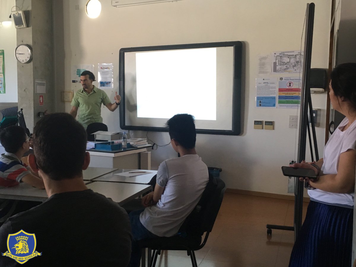 ESCyprus's tweet photo. On Saturday the 28th September, 45 Year 7 students with the Economics society participated in the EU back to school initiative. Led by Mr A. Papandreou on key EU topics
#eu #economicssociety #economics #eubacktoschool #nicosia #education #cyprus
#TheEnglishSchool #AChoiceForLife https://t.co/4bP6r7ddZW