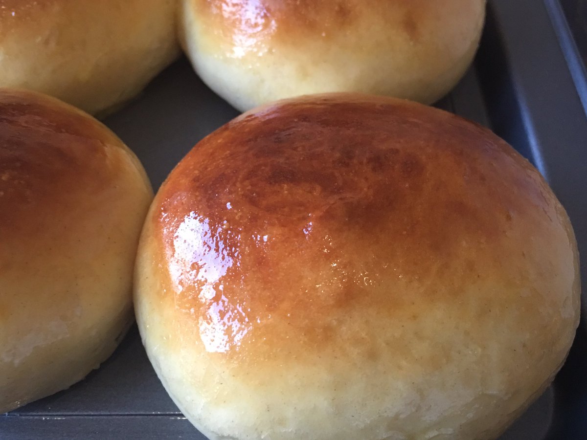 Toniawyt tweet media