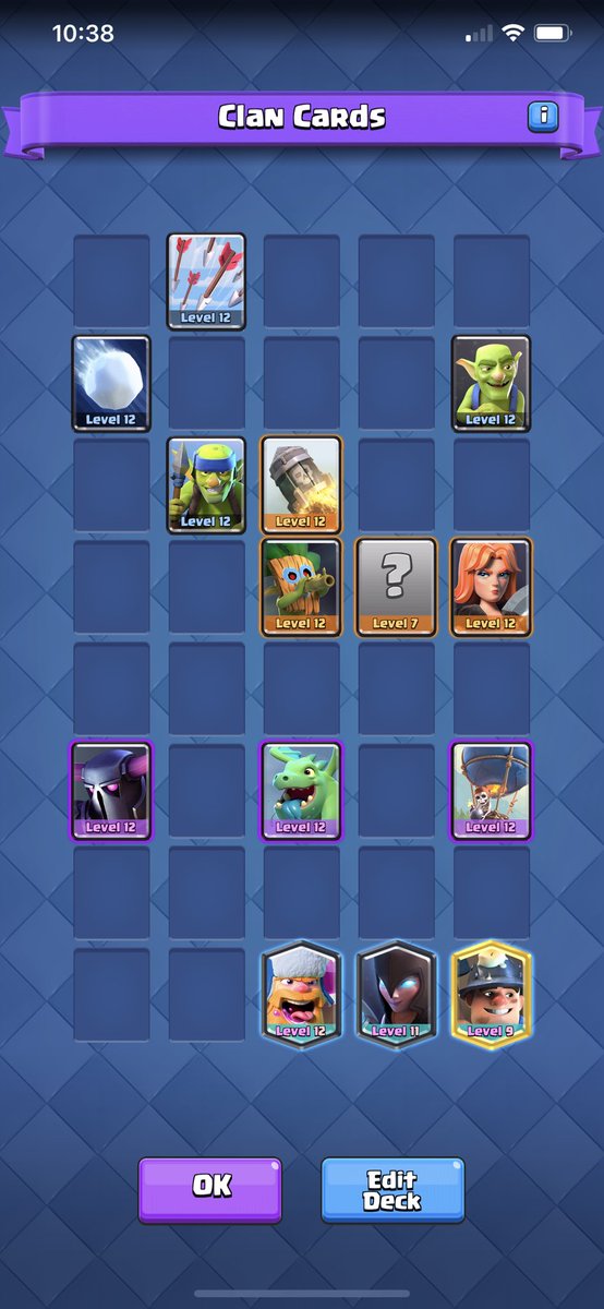 chizzzy79's tweet photo. @ClashRoyale Elixir golem in 4 days but why is it taking up a spot in my clan’s clan war cards now? https://t.co/NiB6GEanVf