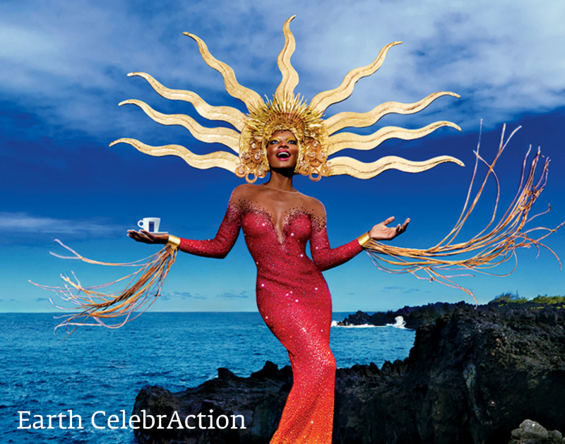 Earth CelebrAction. lnkd.in/d9u95iy Con este nuevo título, el Calendario Lavazza quería celebrar la relación entre el hombre y la naturaleza de una manera espectacular y al mismo tiempo sugerir una serie de acciones para salvaguardarlos. #lavazza #espressa