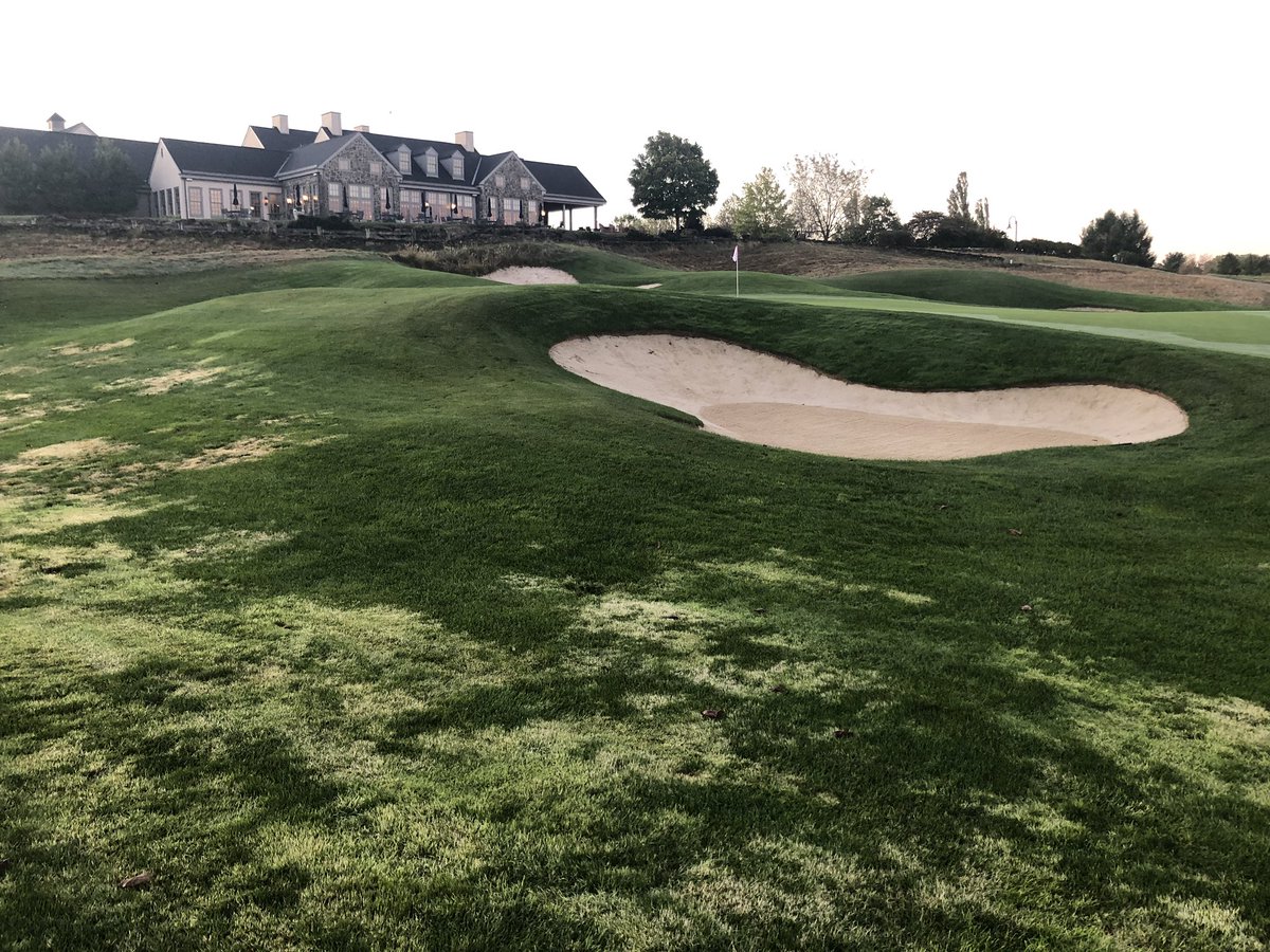 The bentgrass contamination removal is progressing well on the  <a href="/FieldstoneGolf/">Fieldstone Golf Club</a> 18th hole! <a href="/douglasrider/">Doug Rider</a> <a href="/SyngentaTurf/">Syngenta Turf US</a>