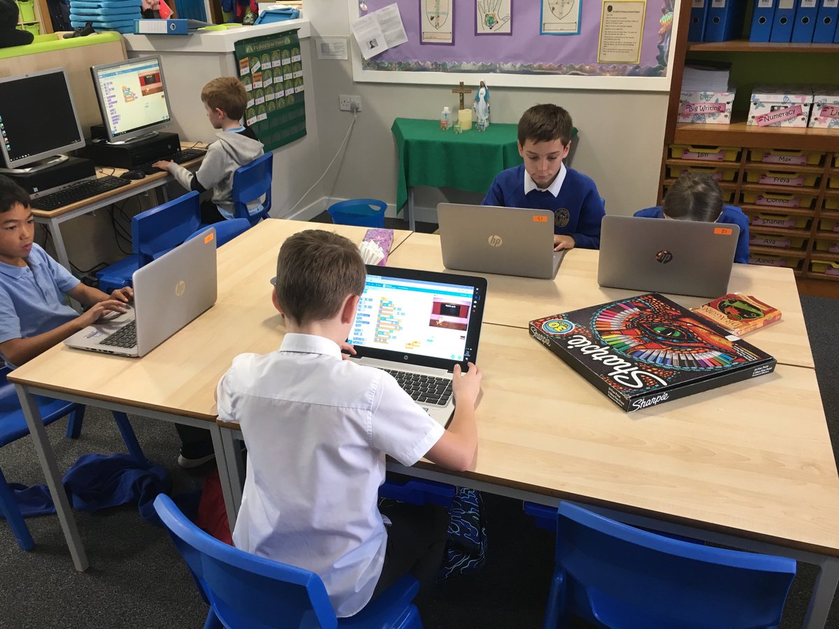 StJohnsPSAyr's tweet image. P5A enjoyed coding their own quizzes today! @BarefootComp @scratch #digitaltechnologies #codingandprogramming